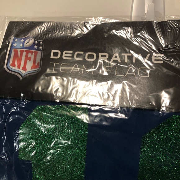 NFL Seattle Seahawks Decor Flag 12s Suede Glitter 2 Sided New c. 2014 12.5x18" - Picture 4 of 13